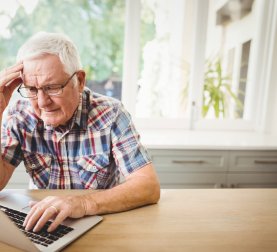 Digitales Mann am Laptop iStock -Wavebreakmedia.jpg