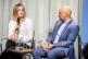 v.l.: Jessica-Mia Bollensen (JUUPORT) und Daniel Finger (Moderator) / Foto: Kurzeder - vzbv