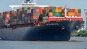 Im Hamburger Hafen: Der internationale Handel nimmt zu, die Globalisierung erreicht auch Verbraucher und wird zu einem Thema für den vzbv.