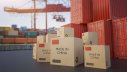 Hafenszene mit Made in China Produkten