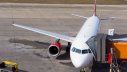 Flugzeug auf Rollfeld