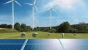 Solarfelder und Windräder auf Wiese