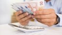 finanzen geld-hand-fotolia idprpd 58529994.jpg