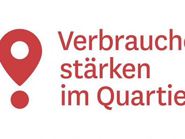 Zu sehen ist das Logo "Verbraucher stärken im Quartier". Es ist ein Piktogramm eines Standorts mit dem Slogan.