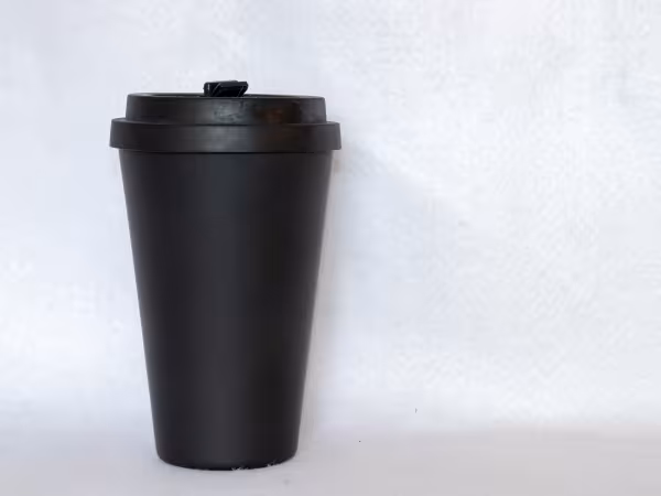 Schwarzer Bambusbecher