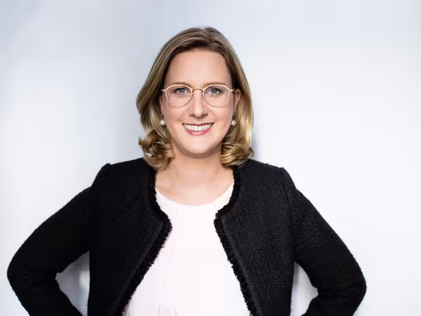 Teresa Nauber - Geschäftsbereichsleiterin Kommunikation beim vzbv