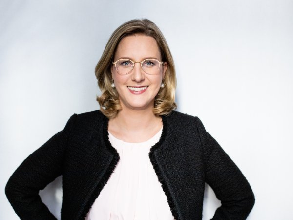 Teresa Nauber - Geschäftsbereichsleiterin Kommunikation beim vzbv