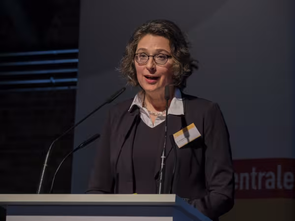 Dr. Christiane Dudda