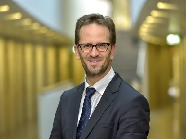Portrait vzbv Vorstand Klaus-Müller, Copyright: Gert Baumbach - vzbv