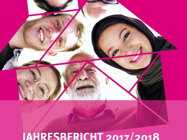 Cover vzbv-Jahresbericht 2017/2018. Quelle: DMKZWO unter Verwendung von Rawpixel.com - shutterstock
