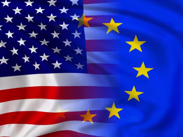 eu-usa-flagge-fotolia_meshmerize_72815331.jpg