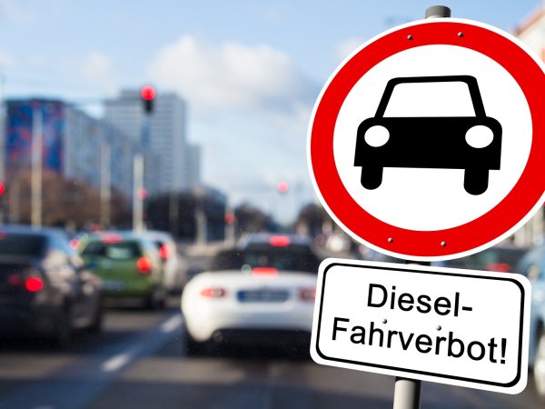 Straße mit Diesel-Fahrverbot