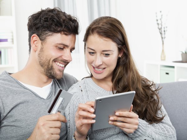 online-shopping tunedin fotolia 74122948 m.jpg