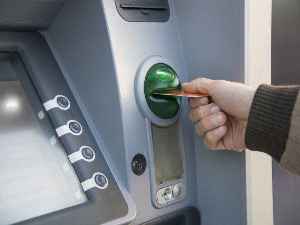 geldautomat-bargeld-geld.jpg