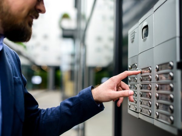 Haustürgeschäft bobex73 - Adobe Stock