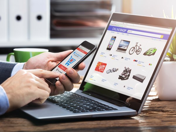 online shop andrey popov adobestock 187853777.jpeg