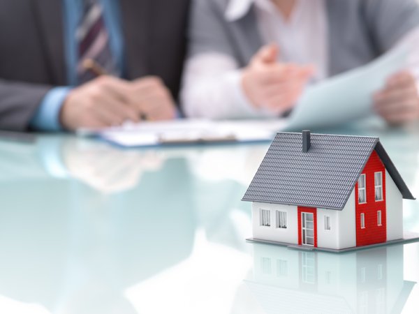 finanzen-immobilien-fotolia alexander raths 61278345.jpg