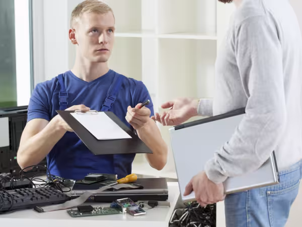 Rückgabe von Elektrogeräten; Quelle: Photographee.eu - Fotolia.com