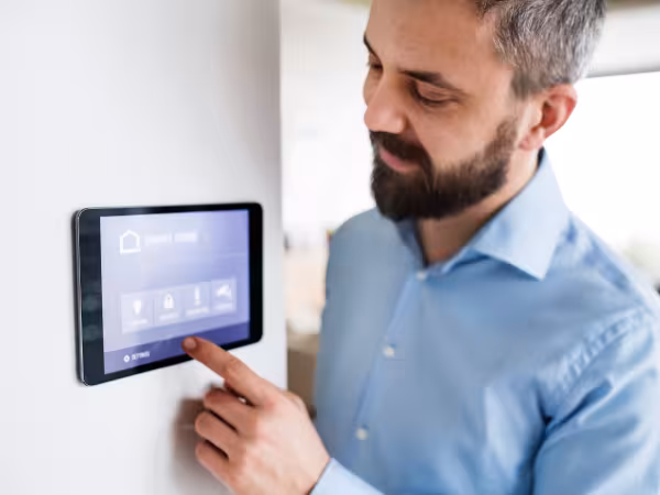 produkthaftung_smarthome_halfpoint-adobestock_202945327.jpeg