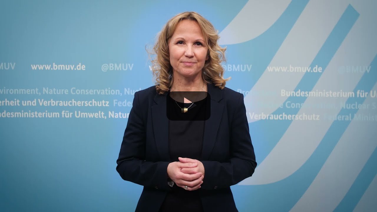 Grußwort von Bundesministerin Steffi Lemke zur Auszeichnung der Verbraucherschulen 2022 Grußwort von Bundesministerin Steffi Lemke zur Auszeichnung der Verbraucherschulen 2022